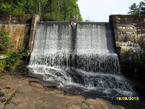 Millbrook Dam Falls